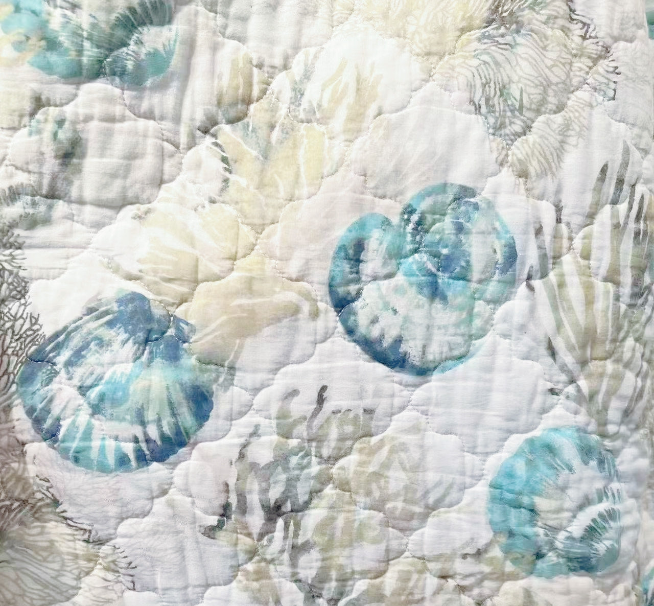 NEW**Turquoise Tides Custom Shaped Quilt With Shams