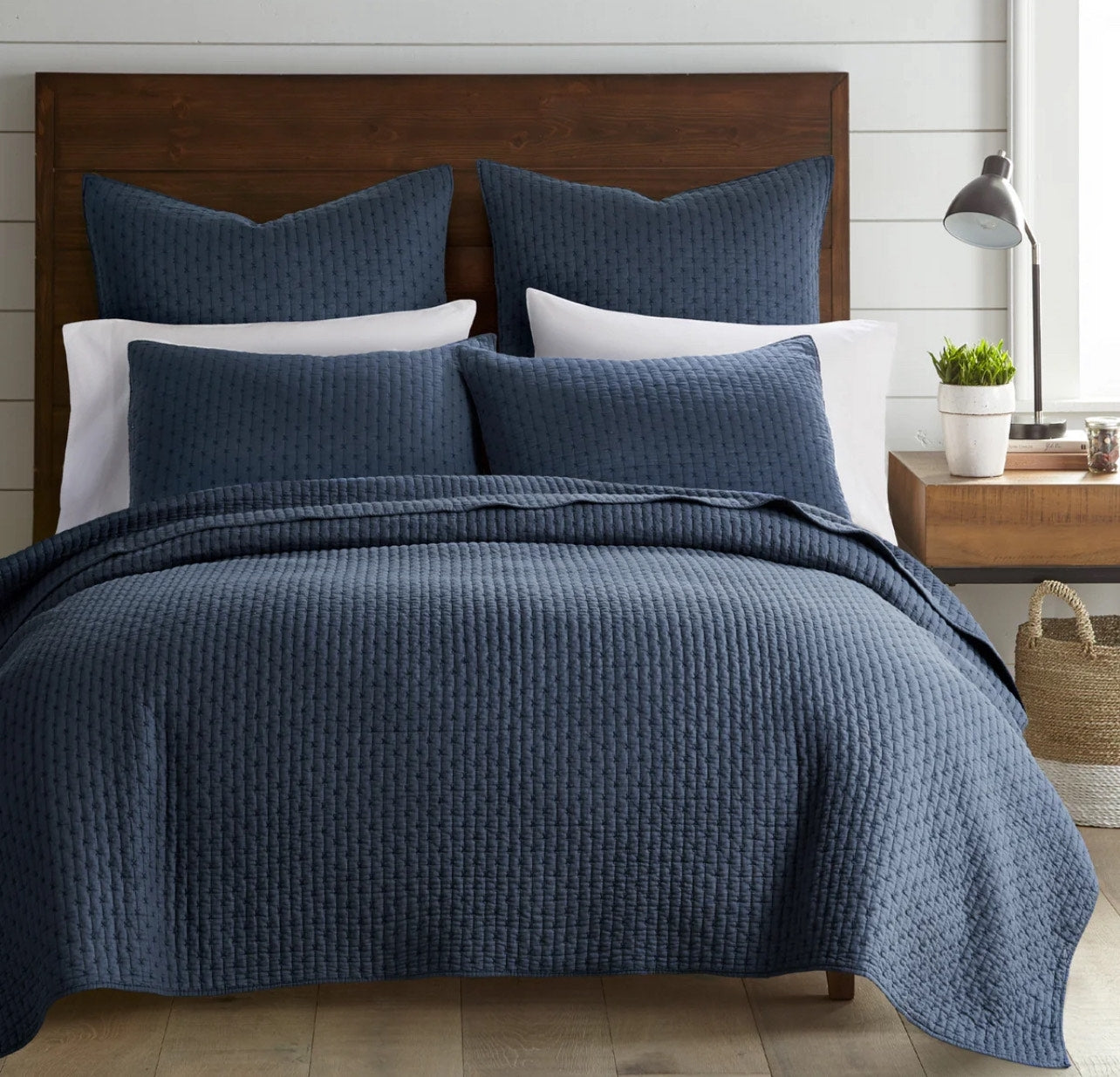 Kingston Custom Shaped Quilt with Shams (3 Colours Available)