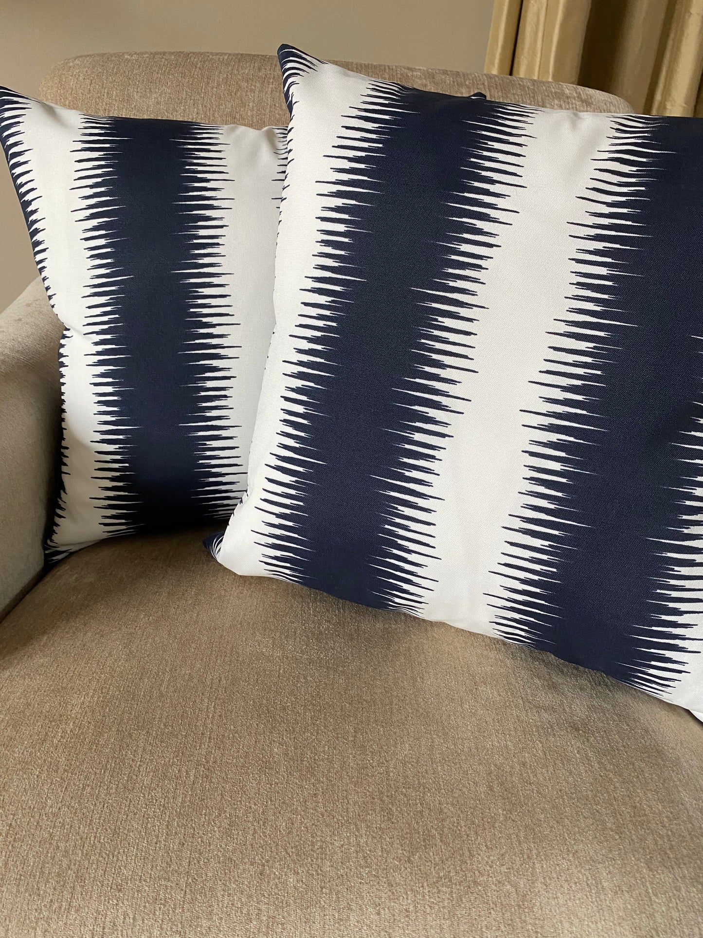 Wide Vibe Accent Cushion With Insert