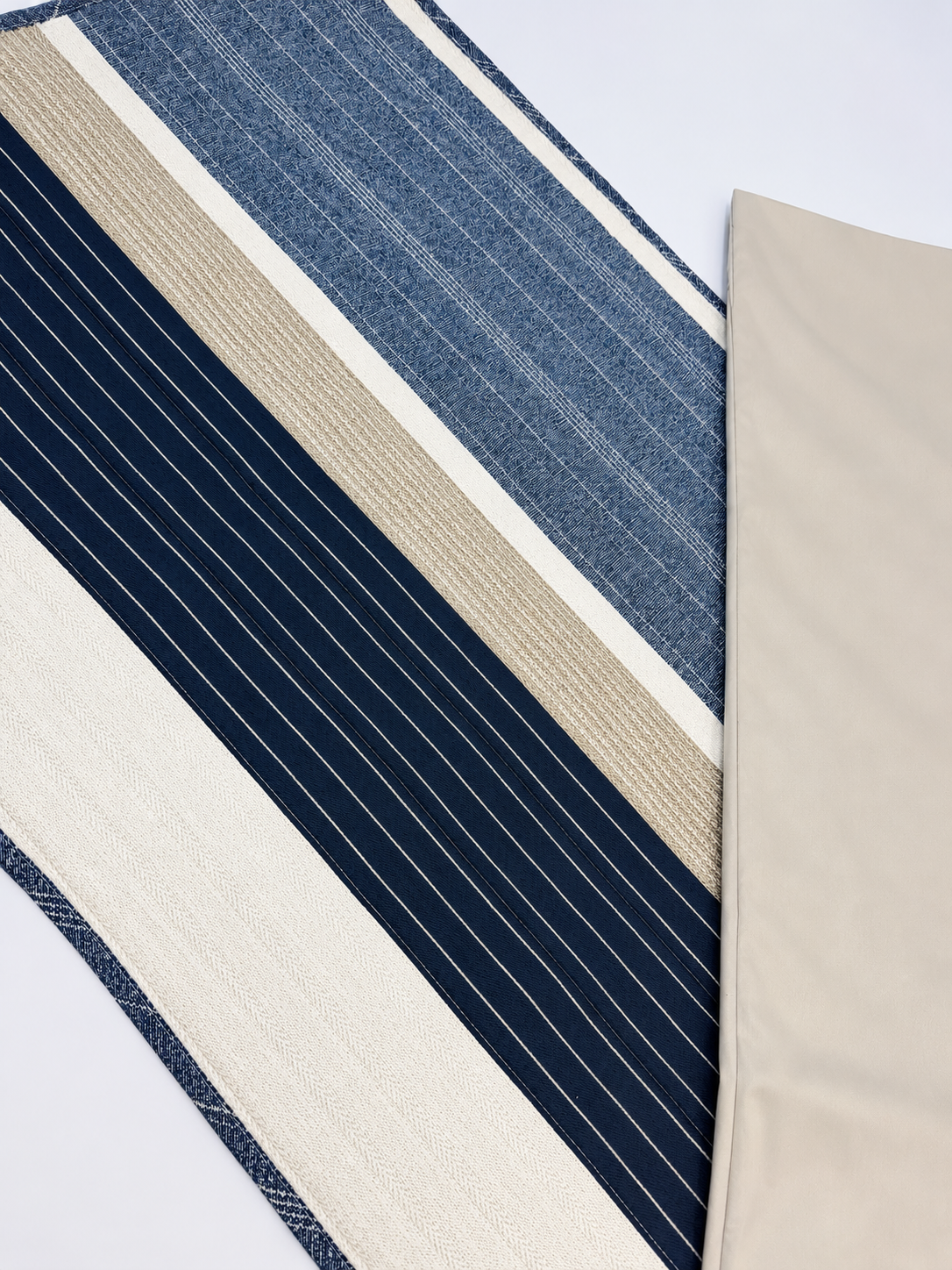 Nautica Raeford Cotton Reversible Custom Shaped Quilt Set with Shams