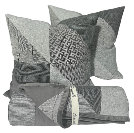 Ebb and Flow Package With 2 Accent Cushions and 1 Quilted Throw