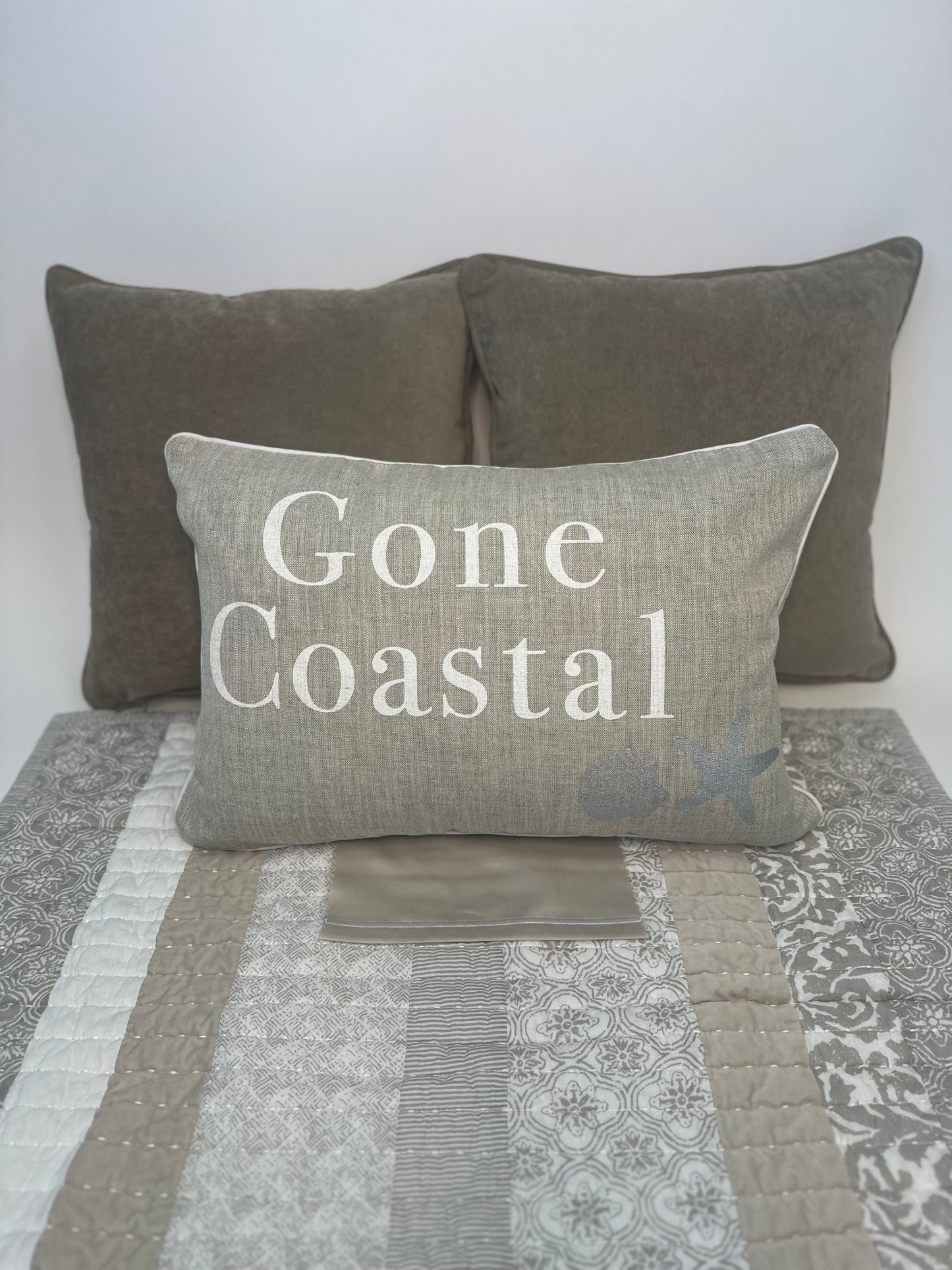 Gone Coastal Accent Cushion with Insert