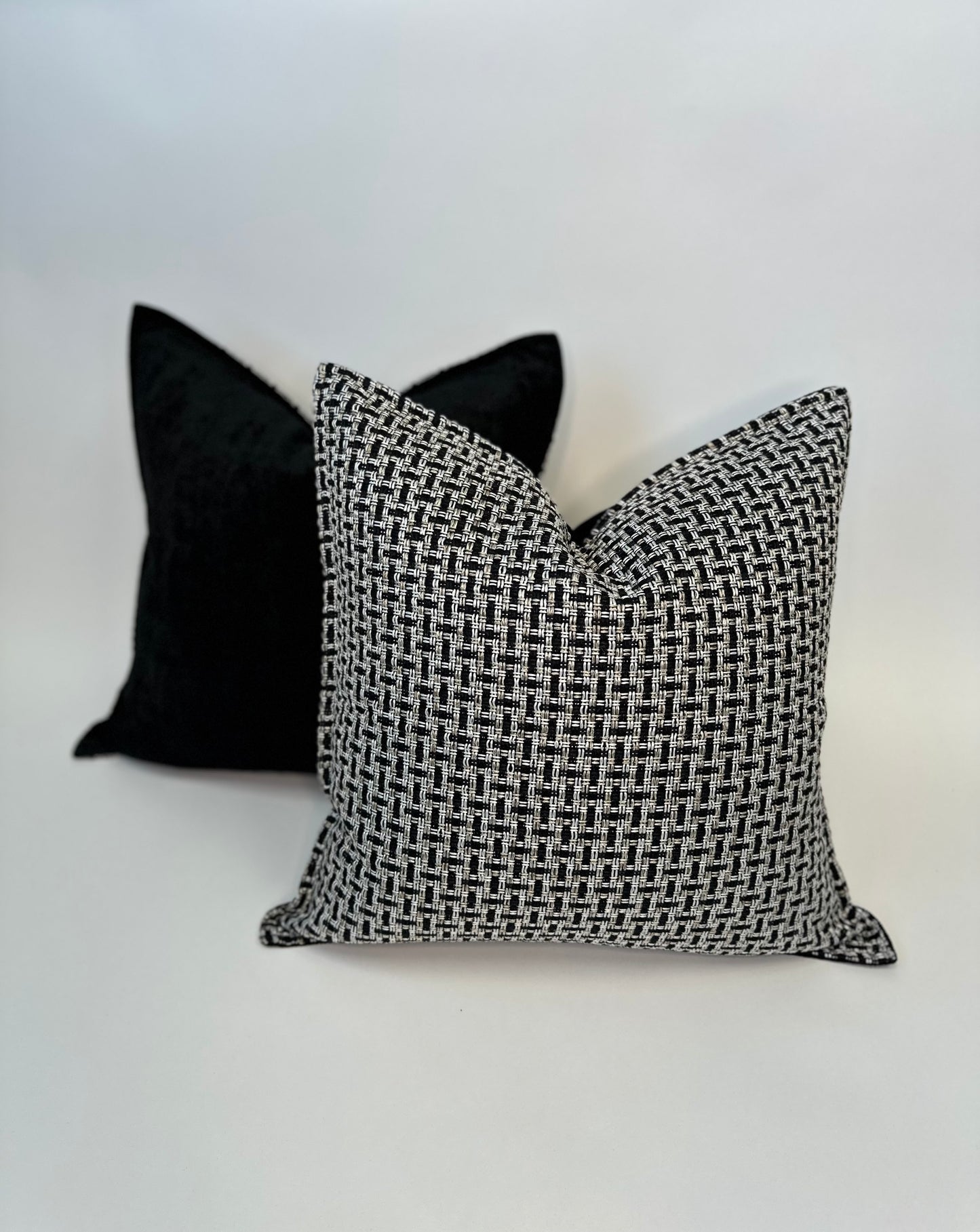 Midnight Textured Accent Cushion With Insert