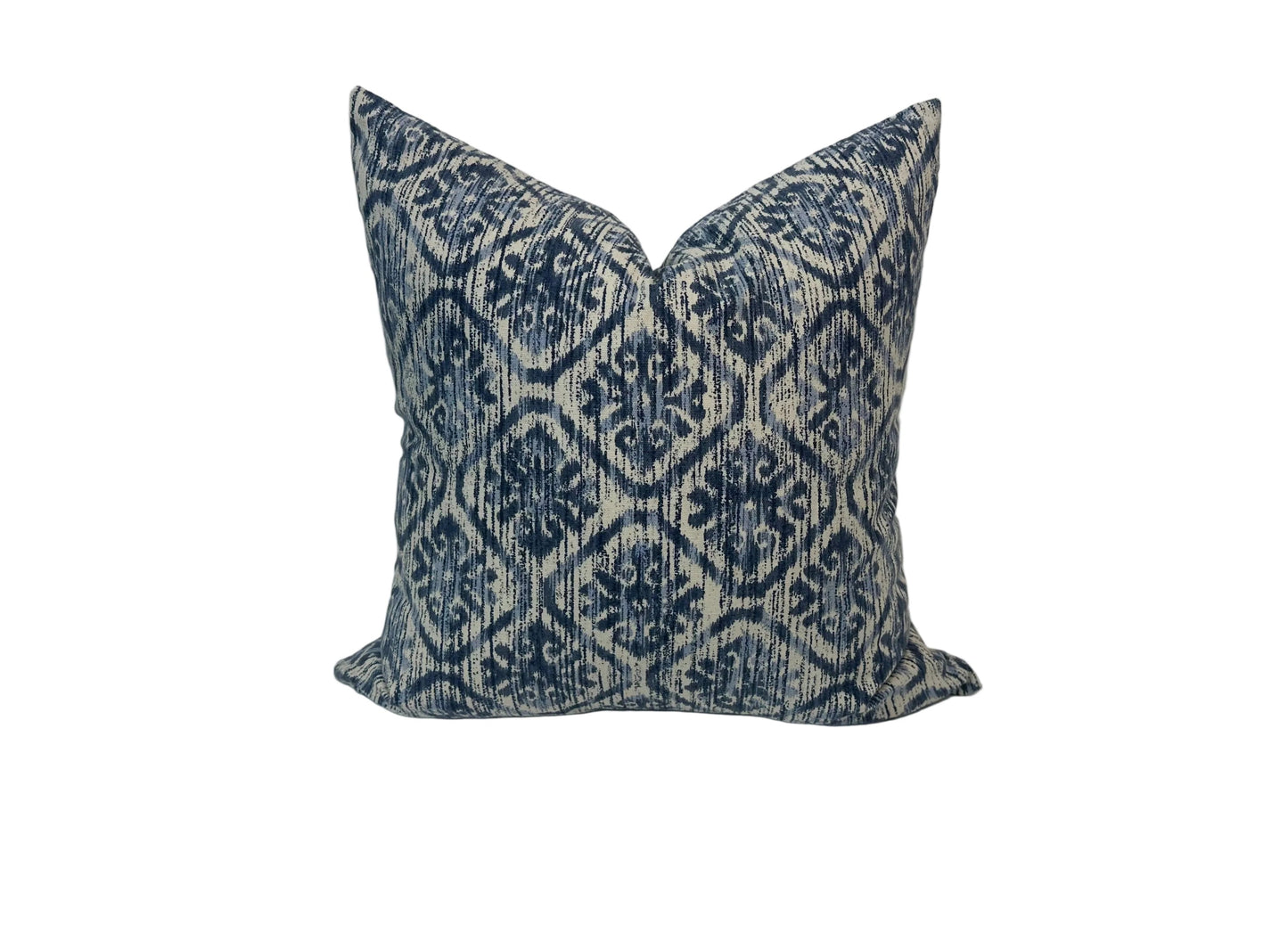 Soft Geometric Print Accent Cushion With Insert