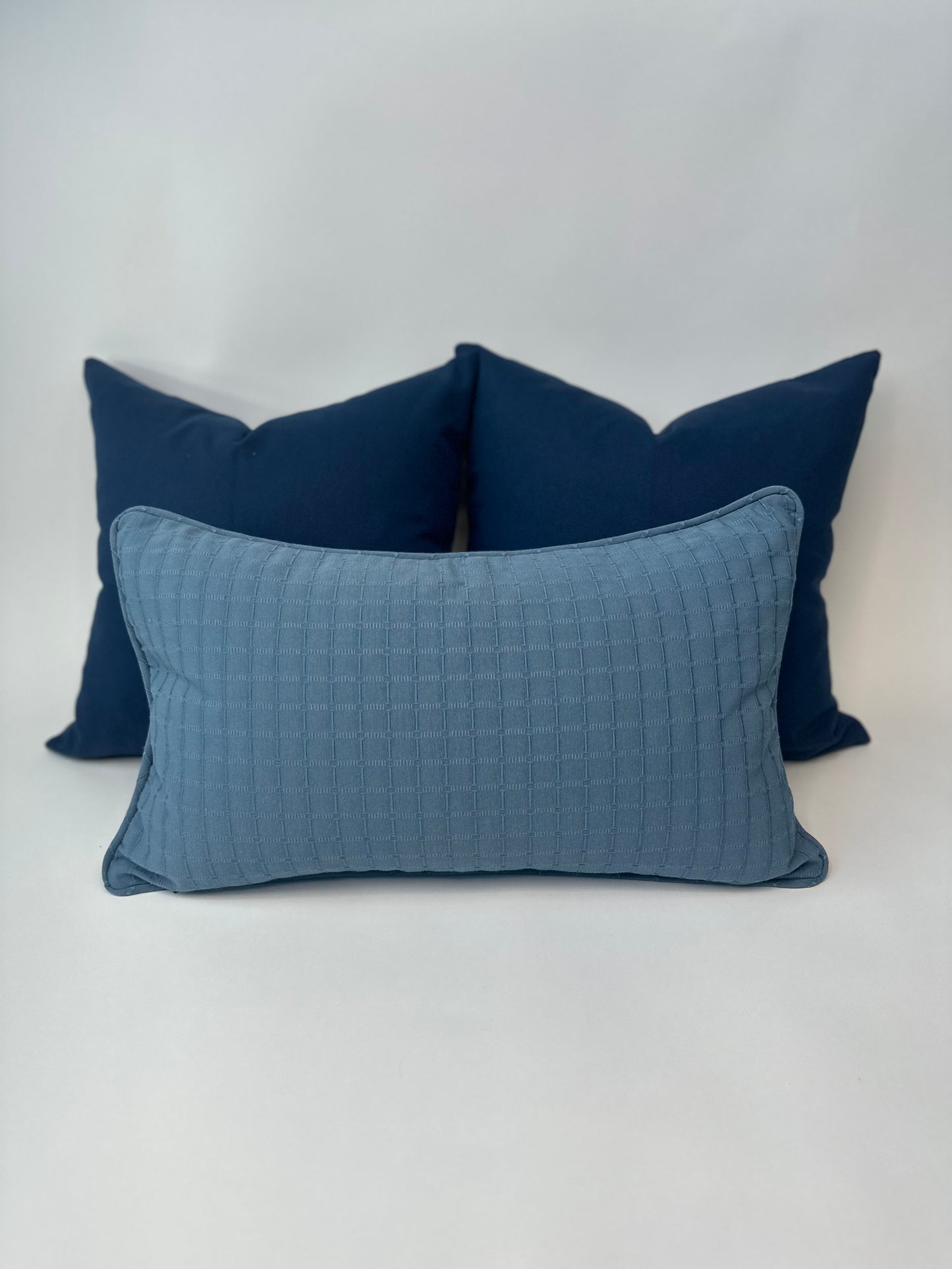 Offshore Elegance Lumbar Accent Cushion With Insert