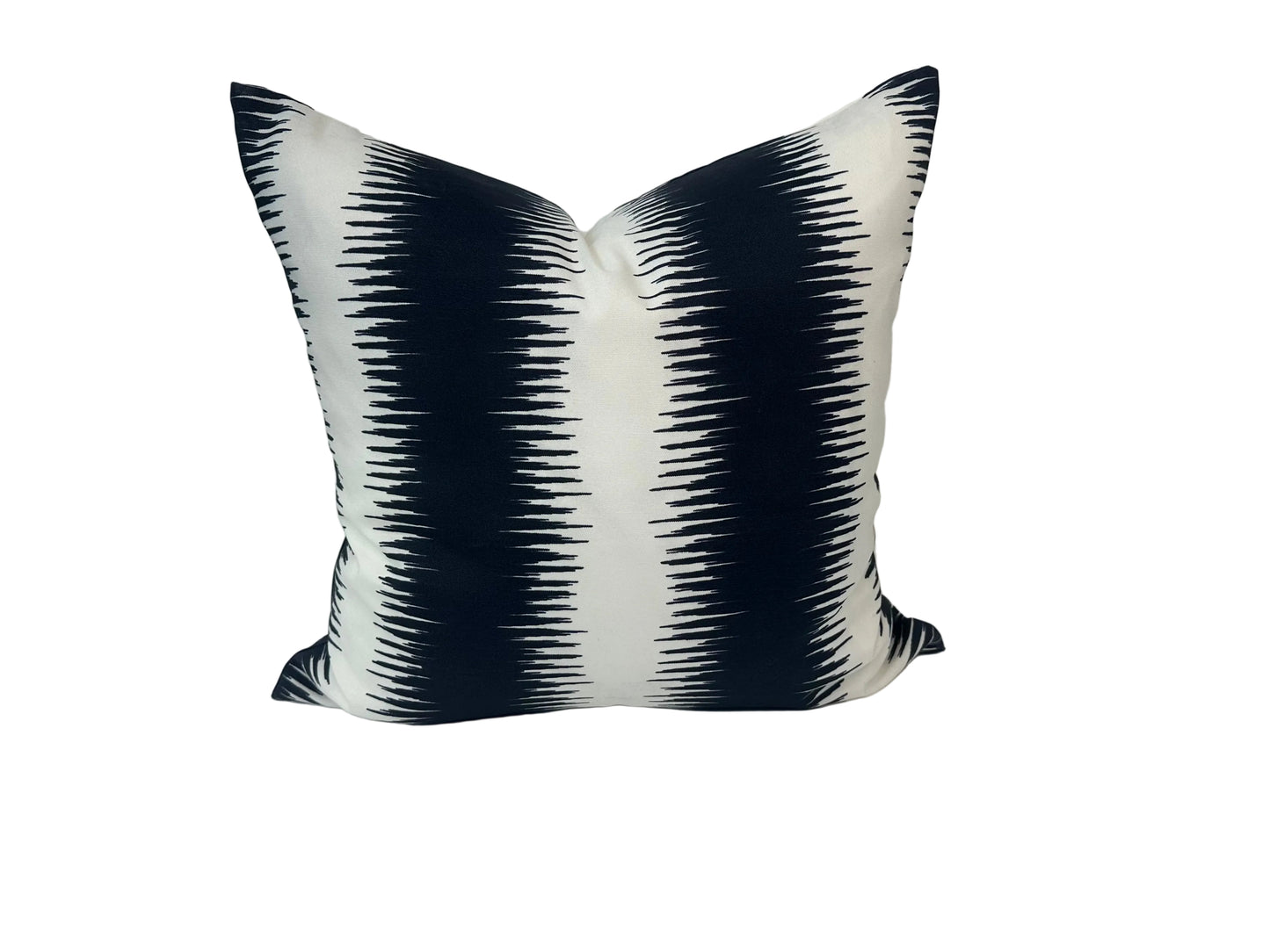 Wide Vibe Accent Cushion With Insert