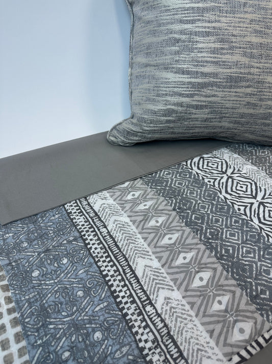 Travis Geometric Quilt with Shams