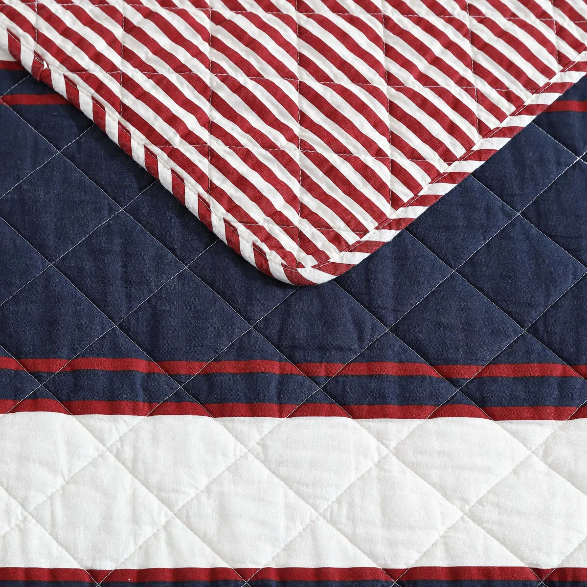 NEW**Harbour Nautica Custom Quilt With Shams
