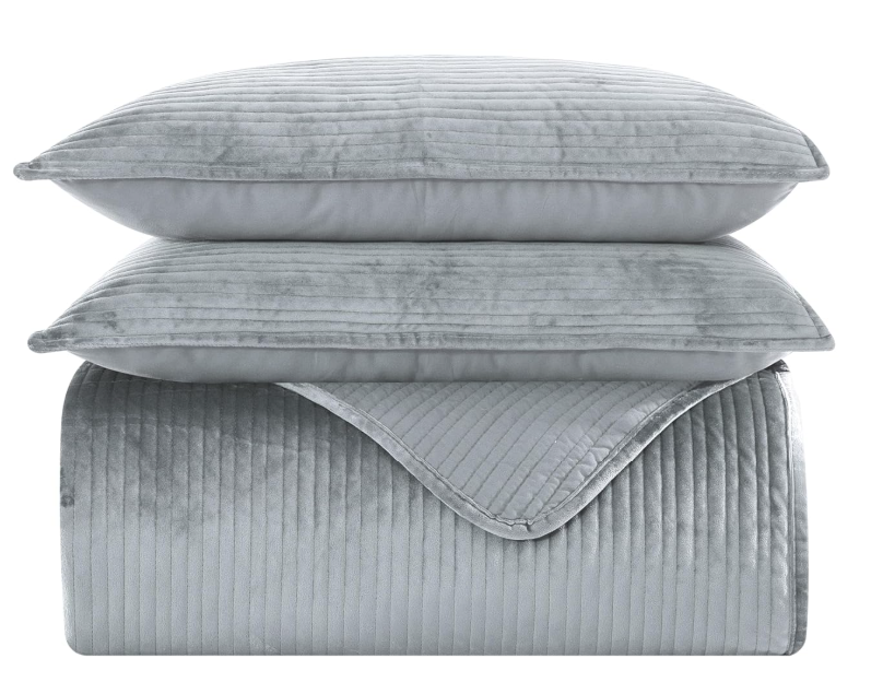 NEW**Velvet Custom Shaped Quilt With Shams-Available In 2 Colours