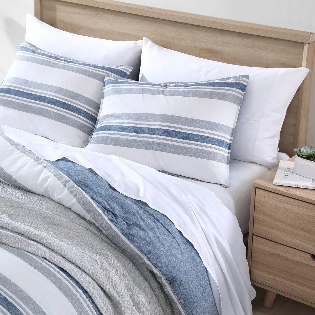 NEW** Nautica Bay Shore Reversible Custom Comforter Set With Shams