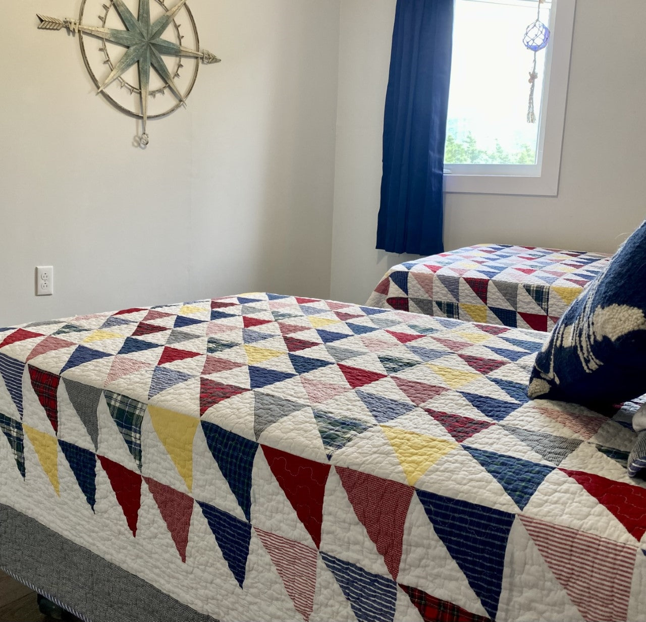 Nautical Triangle Custom Shaped Quilt with Sham